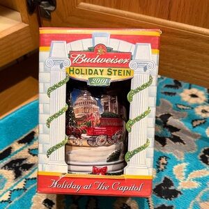 Budweiser Holiday Stein 2001 - Red and Green Capitol Design